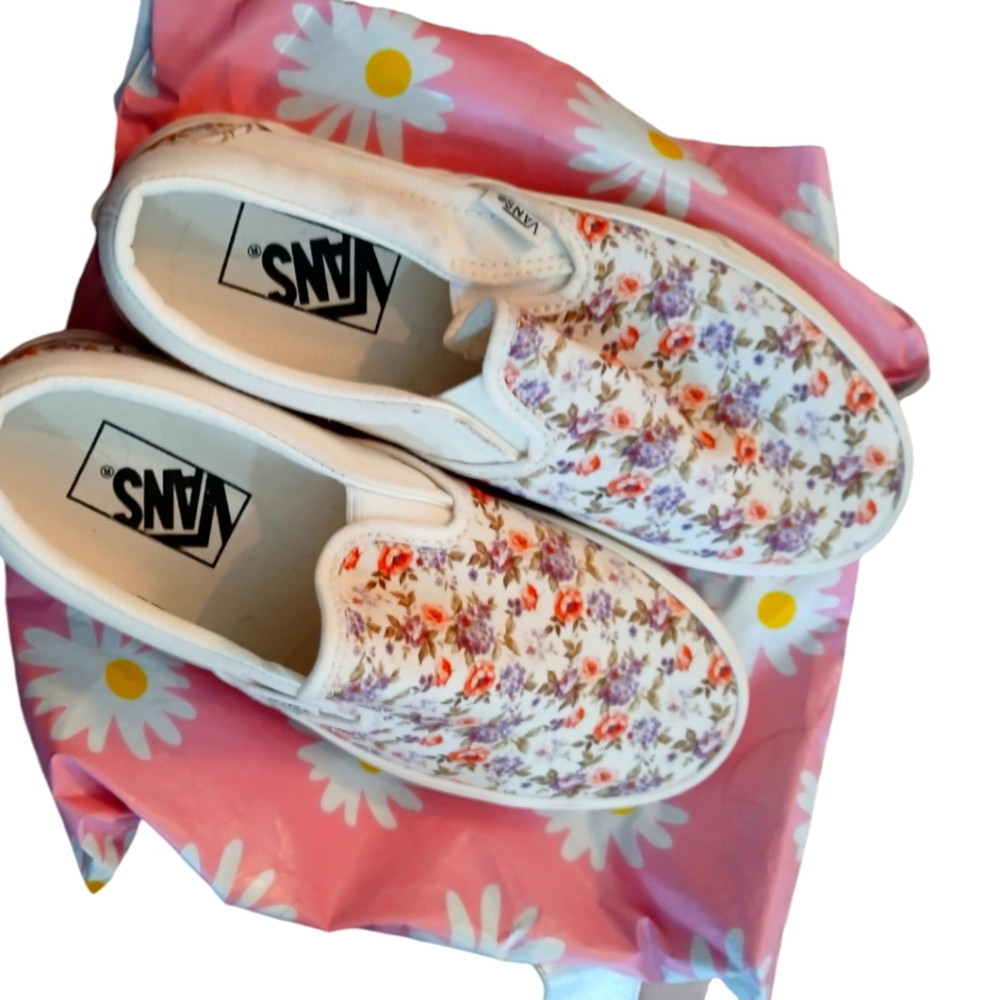 Vans flower 🌼 shoes